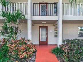 33 Abbey Lane 103, Delray Beach FL 33446