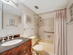 33 Abbey Lane 103, Delray Beach FL 33446