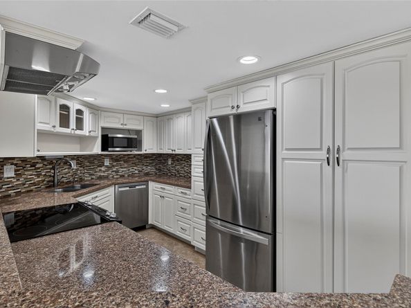 2100 S Ocean Dr 11L, Fort Lauderdale FL 33316