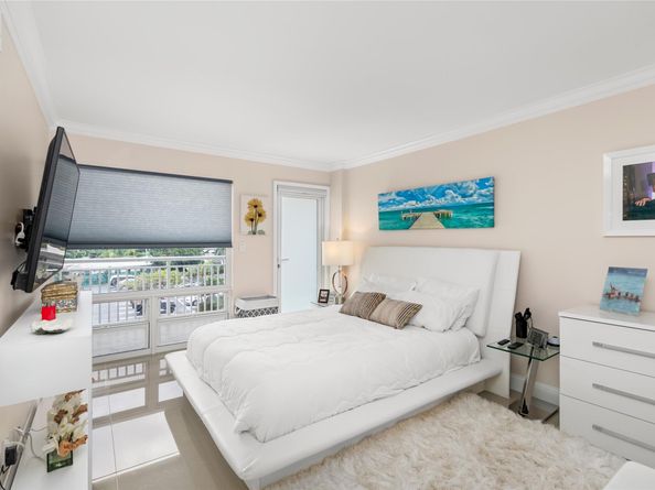 2611 N Riverside Dr 307, Pompano Beach FL 33062