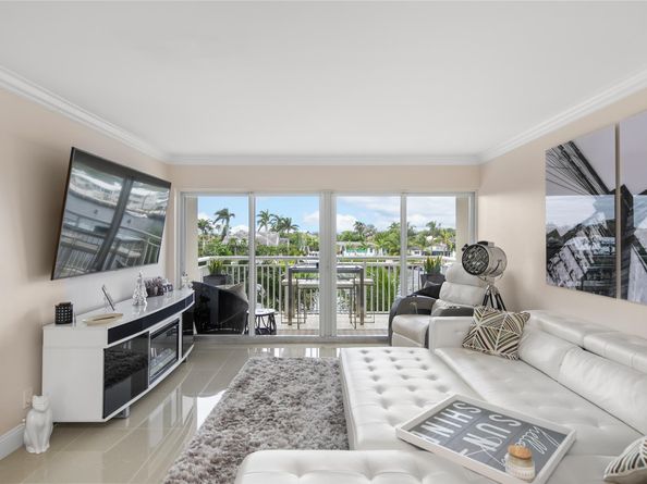 2611 N Riverside Dr 307, Pompano Beach FL 33062