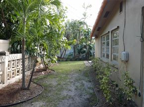 5170 NE 18th Ter, Fort Lauderdale FL 33308