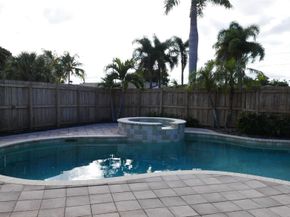 5170 NE 18th Ter, Fort Lauderdale FL 33308