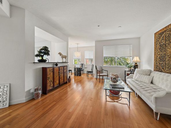 11011 Legacy Lane 306, Palm Beach Gardens FL 33410