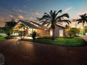 6641 Giralda Circle, Boca Raton FL 33433