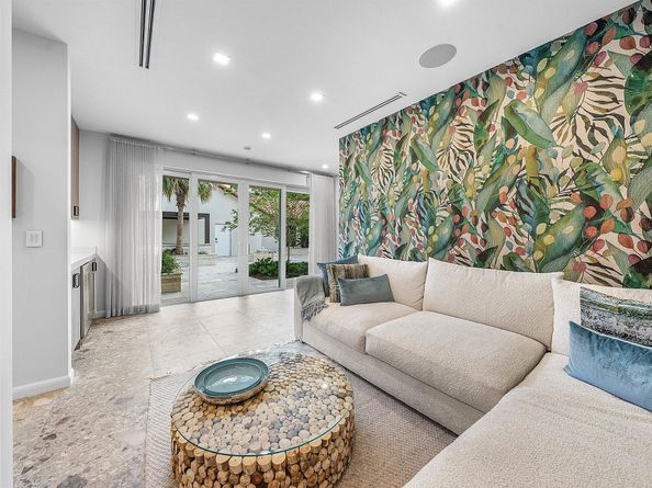 6641 Giralda Circle, Boca Raton FL 33433