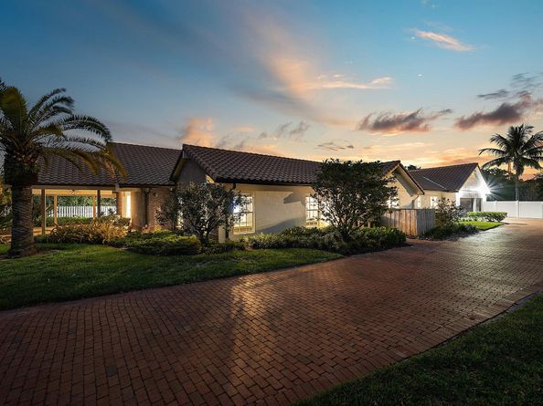 6641 Giralda Circle, Boca Raton FL 33433