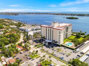 3800 Washington Road 806, West Palm Beach FL 33405