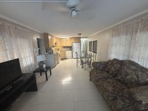 562 NE 47th St, Lot 393, Deerfield Beach FL 33064