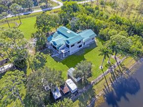 5245 Cougars Prowl, Lake Worth FL 33467