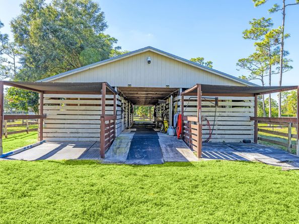 5245 Cougars Prowl, Lake Worth FL 33467