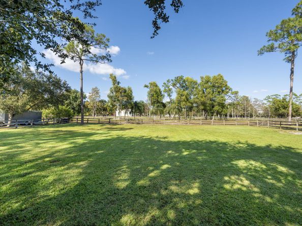 5245 Cougars Prowl, Lake Worth FL 33467