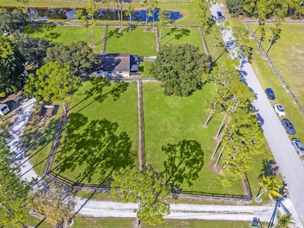 5245 Cougars Prowl, Lake Worth FL 33467