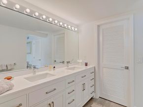 17053 Waterbend 231 Drive 231, Jupiter FL 33477