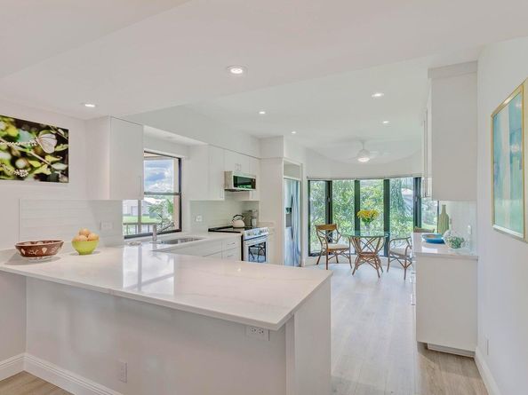 17053 Waterbend 231 Drive 231, Jupiter FL 33477