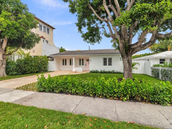 205 Greymon Drive, West Palm Beach FL 33405