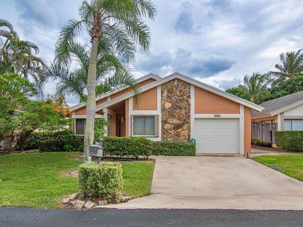 7566 Martinique Boulevard, Boca Raton FL 33433