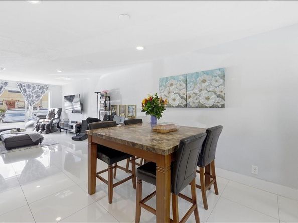 3370 Beau Rivage Dr 2X, Pompano Beach FL 33064