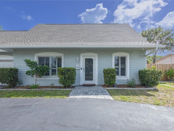 1690 NE 25th Avenue, Pompano Beach FL 33062