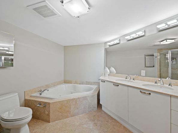 2011 N Ocean Blvd 1605, Fort Lauderdale FL 33305