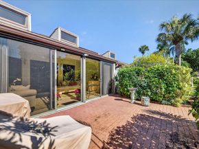 6750 Versailles Court, Lake Worth FL 33467