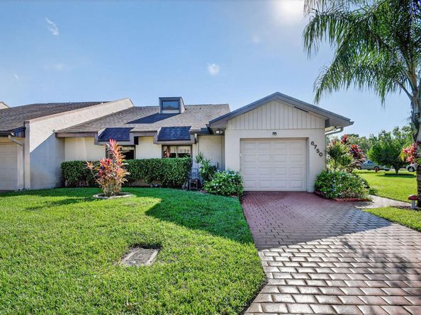 6750 Versailles Court, Lake Worth FL 33467