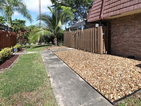 7780 Courtyard Run 196, Boca Raton FL 33433