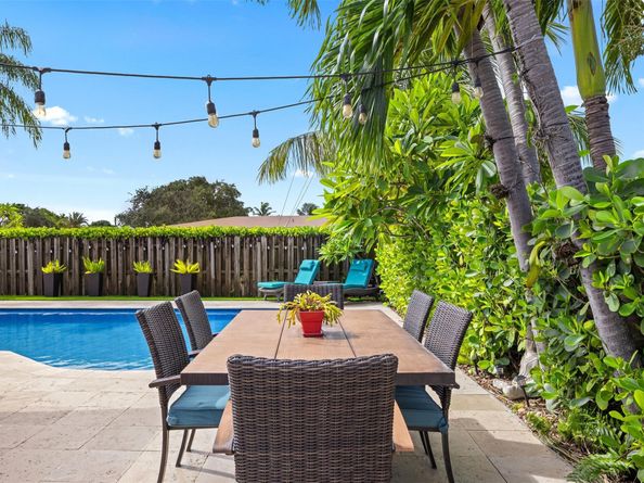 5401 NE 17th Ter, Fort Lauderdale FL 33334