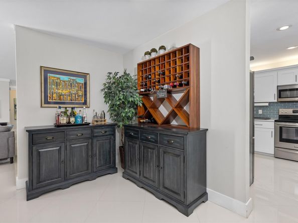 5401 NE 17th Ter, Fort Lauderdale FL 33334