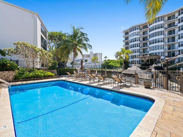 3016 NE 49th St 4, Fort Lauderdale FL 33308