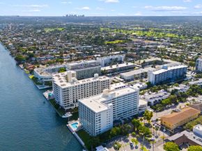 3016 NE 49th St 4, Fort Lauderdale FL 33308