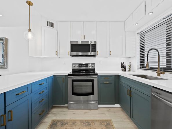 3016 NE 49th St 4, Fort Lauderdale FL 33308