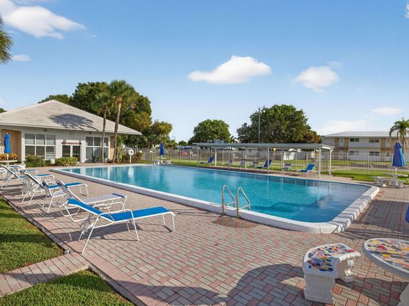 2550 E Golf Blvd, Pompano Beach FL 33064