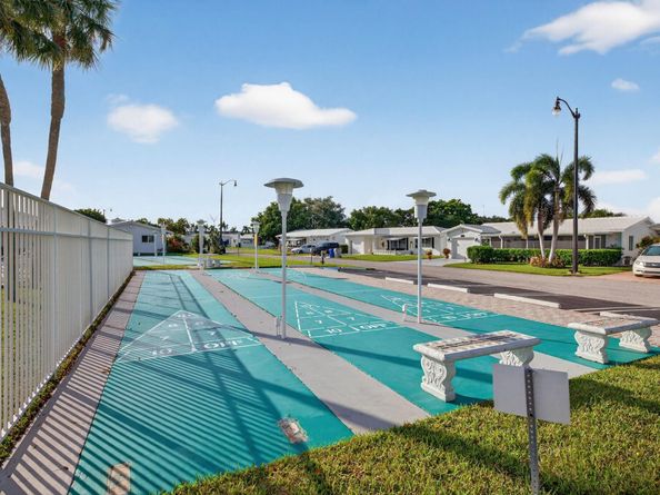 2550 E Golf Blvd, Pompano Beach FL 33064