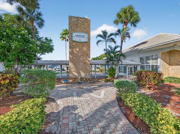 2550 E Golf Blvd, Pompano Beach FL 33064