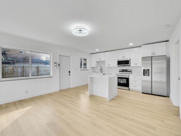 513 SW 15th St, Fort Lauderdale FL 33315