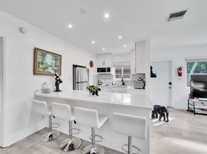 513 SW 15th St, Fort Lauderdale FL 33315