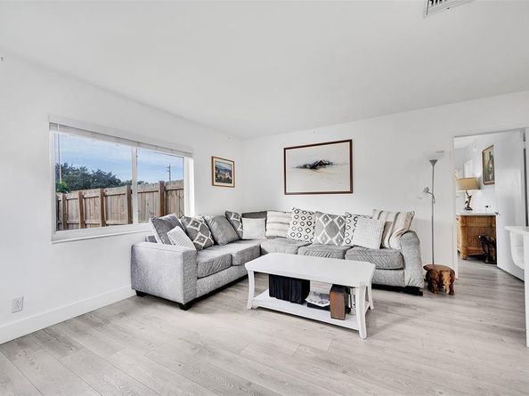 513 SW 15th St, Fort Lauderdale FL 33315