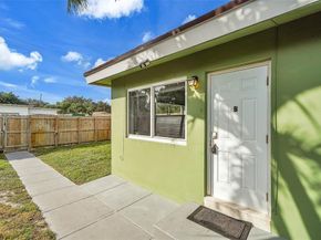 513 SW 15th St, Fort Lauderdale FL 33315