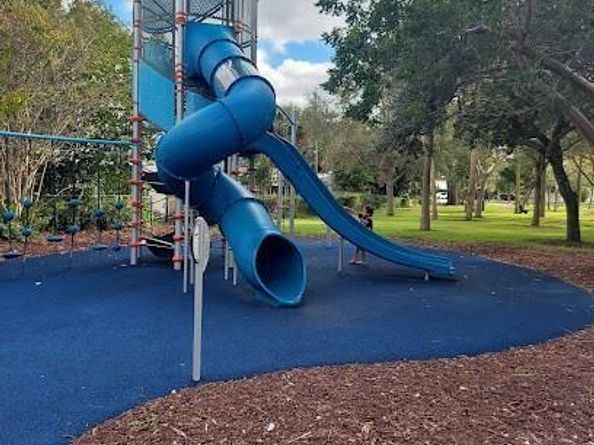 513 SW 15th St, Fort Lauderdale FL 33315