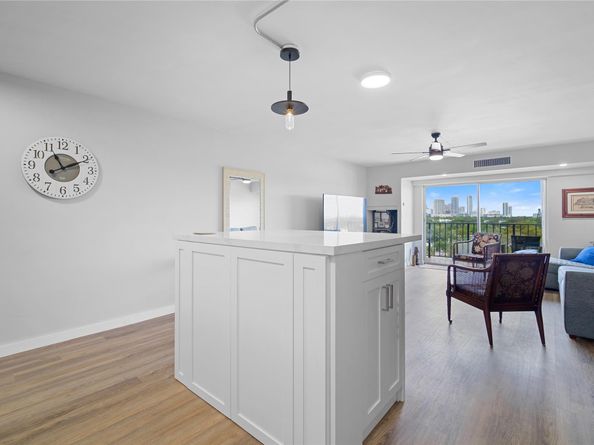 1625 SE 10th Ave 606, Fort Lauderdale FL 33316