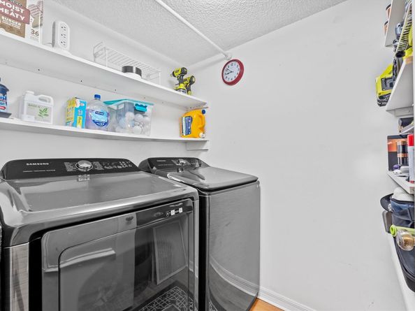 2761 S Oakland Forest Dr 204, Oakland Park FL 33309