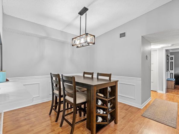 2761 S Oakland Forest Dr 204, Oakland Park FL 33309