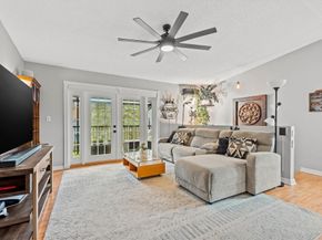 2761 S Oakland Forest Dr 204, Oakland Park FL 33309