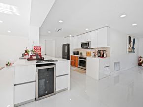 4314 Roosevelt St, Hollywood FL 33021