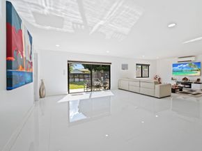 4314 Roosevelt St, Hollywood FL 33021