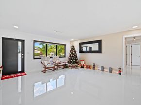 4314 Roosevelt St, Hollywood FL 33021