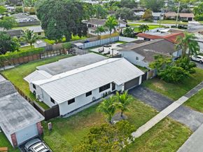 4314 Roosevelt St, Hollywood FL 33021