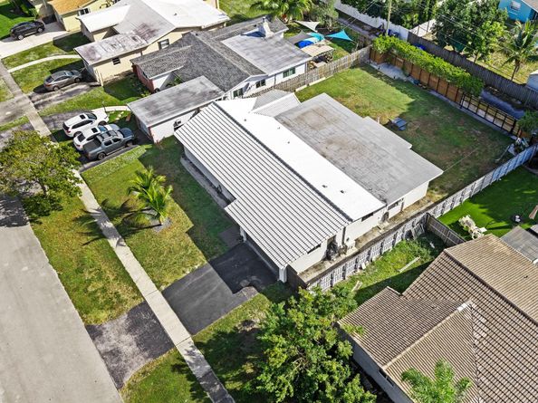 4314 Roosevelt St, Hollywood FL 33021