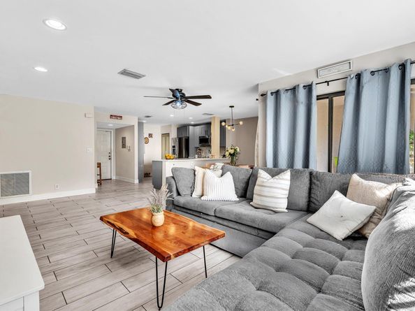 4441 NW 22nd Road 414, Coconut Creek FL 33066